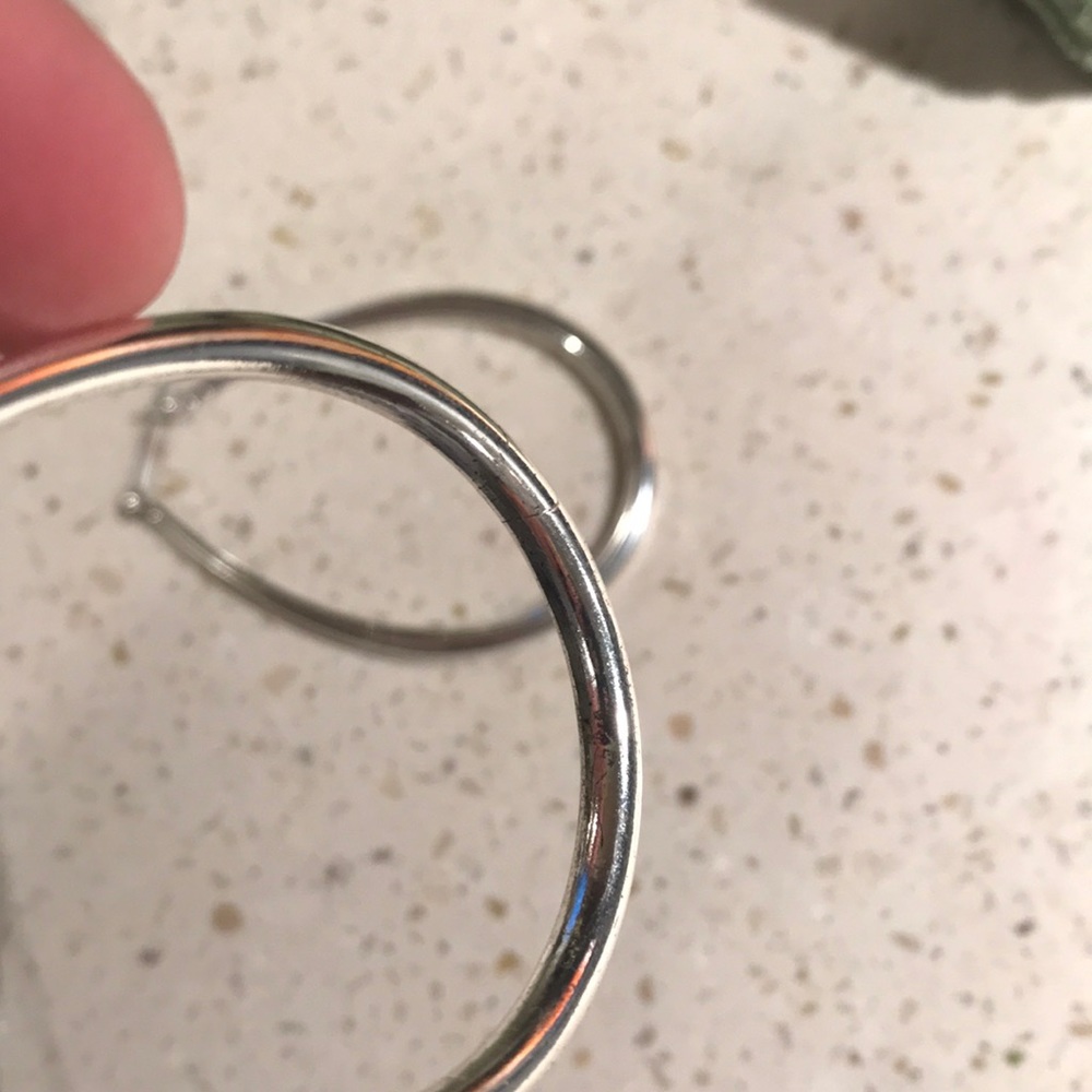 Silver hoops - Picture 3 of 5
